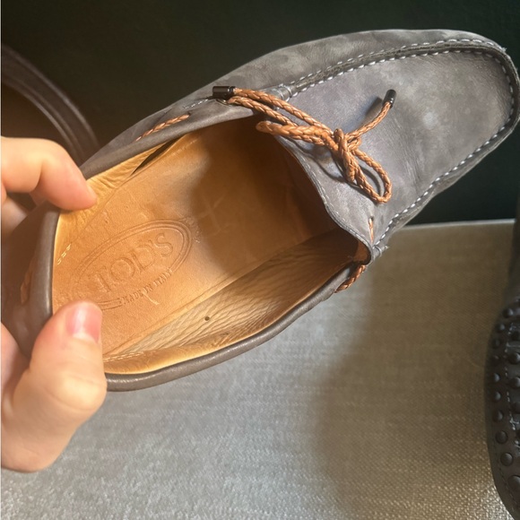 Tod's Men's Gommino Suede Driving Loafers | size 8 - Picture 3 of 5